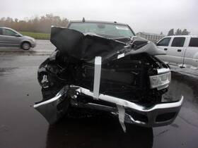2210497 Ram Used Center High Mount Stop Light Fits 2022 Dodge 2500 Pickup Grade A