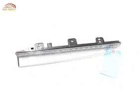 Pt00002142g Rivian R1t Rear Right High Mount 3rd Stop Brake Light Lamp Oem 2022 - 2024
