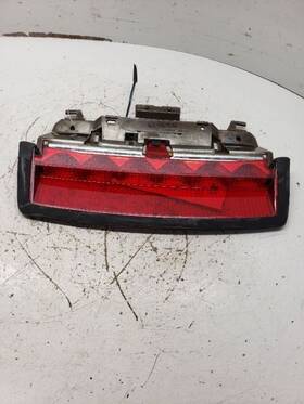 21110665 Saturn Saturnsdn 1999 High Mounted Stop Light 1083445