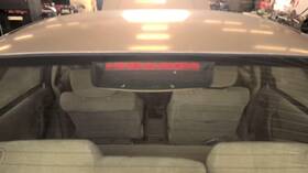 2295198 Saturn Used Center High Mount Stop Light Fits 2001 L Series Grade A