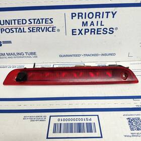 3c13aa6382 Saturn 02-07 Vue Third 3rd High Mount Brake Light Lamp Assembly Oem