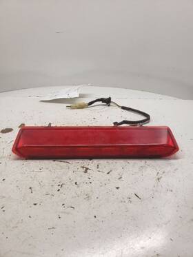 176.su1o18 Subaru Impreza 2018 High Mounted Stop Light 1203733