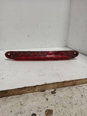 3581057l00 Suzuki Kizashi 2012 High Mounted Stop Light 712408