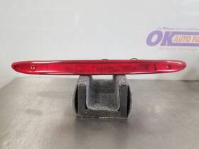 176.to1s04 Toyota 04 2004 Sequoia Sr5 High Mounted Third Brake Light Lamp