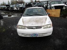 4018138 Toyota Used Center High Mount Stop Light Fits 2000 Corolla Grade A