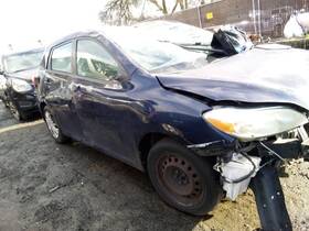 Toyota 5364721 Used Center High Mount Stop Light Fits 2009 Matrix Grade A