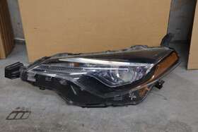81150-02m70 Toyota 2017-2019 Corolla Oem Left Drivers Lh Side Led Headlight