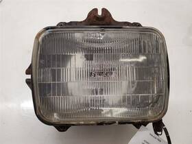 81150-89150 Toyota Pickup Left Headlamp Assembly Without Halogen Sylvania 89-95