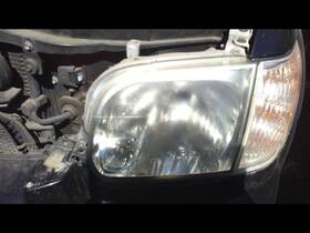 811500c031 Toyota Used Left Headlight Assembly Fits 2005 Sequoia With Crew Cab 4 Dr Grad