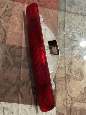 81570-48060 Toyota Oem 04-07 Highlander Top Mount Center Third Brake Light