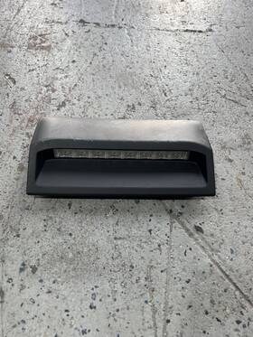 81977-02050 Toyota Corolla 20 21 22 23 24 Center 3rd Third Brake Stop Light