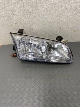 9600101 Toyota 2000 To 2001 Camry Sedan Right Passenger Headlight A8170 Dg1 Aftermarket