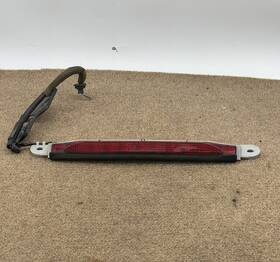 P4221 Toyota 1999-2003 Solara Convertible Only Center Third Brake Stop Light Oem