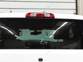 6577075 United Recyclers Group Used Center High Mount Stop Light Fits 2015 Gmc Sierra 2500 Pickup Grade A