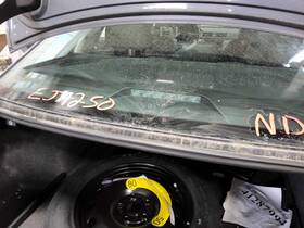 7057200 Volkswagen Used Center High Mount Stop Light Fits 2014 Passat Grade A