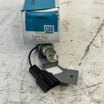 Nos Gm 1992-1996 Trunk Light Assembly 20165825. Fixed Price $48.80.