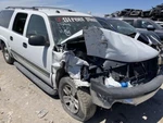 Used Center High Mount Stop Light Fits: 2004 Chevrolet Suburban 1500 Grade. Fixed Price $129.55.