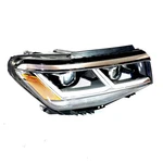 2020-2023 Volkswagen Atlas Passenger Headlight Assembly Oem Defective Drl. Fixed Price $222.00.