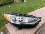 17-20 Ford Fusion HS73-13W029-AL Halogen Led Accent Right Passenger. Fixed Price $200.00.