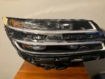 Genesis GV80 Right Headlight 2021-2023 Factory Oem. Fixed Price $350.00.