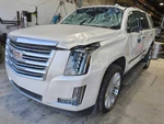Used Center High Mount Stop Light Fits: 2015 Cadillac Escalade Grade. Fixed Price $55.00.