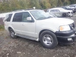 Used Center High Mount Stop Light Fits: 2005 Ford Expedition Grade. Fixed Price $129.55.