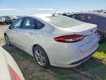 Used Center High Mount Stop Light Fits: 2018 Ford Fusion Grade. Fixed Price $68.56.