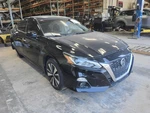 Used Center High Mount Stop Light Fits: 2021 Nissan Altima Grade. Fixed Price $55.00.