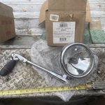 Unity 325GM UMC325B 63921 6" Round Spotlight Halogen 12VDC Napa 7301373 Short. Fixed Price $100.00.